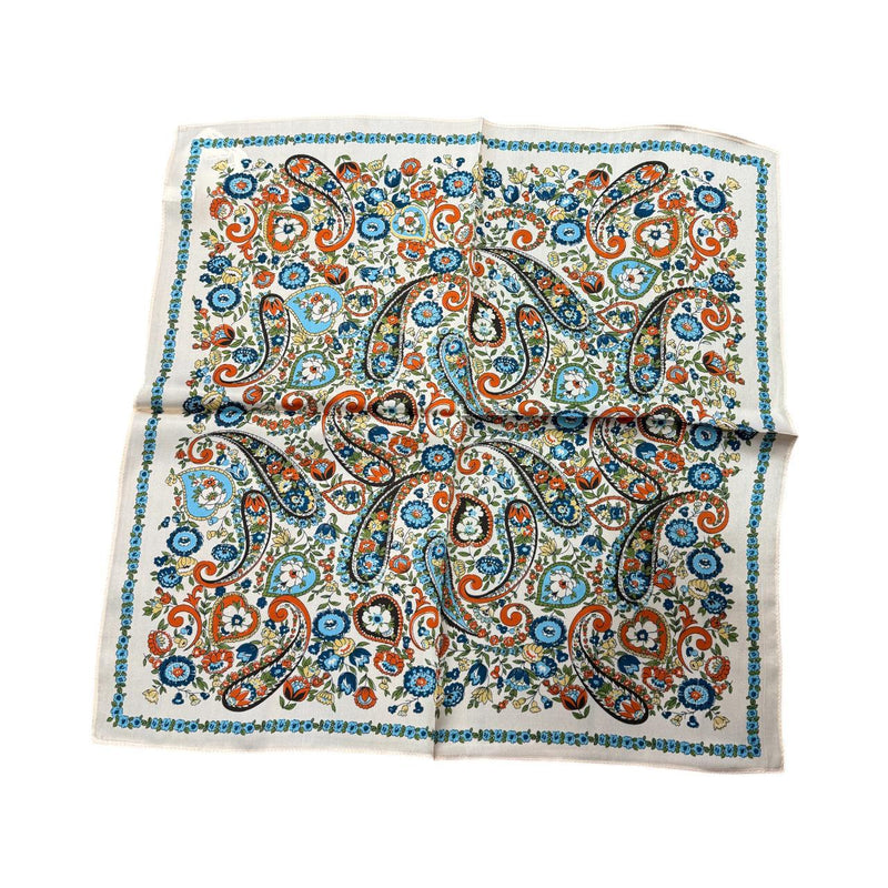 BG2012 Cream Paisley Silk Scarf
