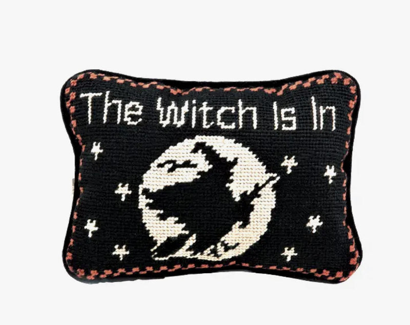 The Witch is in Pillow